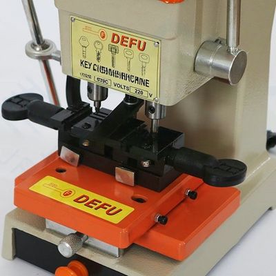 티타늄 스틸 DeFu 339C 키 머신 자동 복제 키 절단 9800RPM 속도